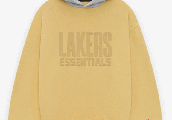 Shop Essentials Hoodie – Perfect for Streetwear & Casual Outfits Essentials Shorts
