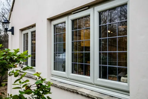 Single Hung Windows Supplier USA and uPVC Windows Supplier USA: Choosing the Right Partner for Your Home Upgrade Single Hung Windows Supplier USA and uPVC Windows Supplier USA