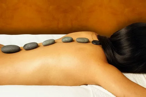 Hot Stone Massage Tukwila WA – Discover Relaxation and Healing at Blue Lotus Spa Hot Stone Massage Tukwila WA