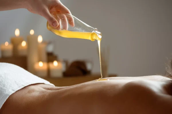 Experience the Best Oil Massage in Vienna – Moon Lake Spa Oil Massage in Vienna